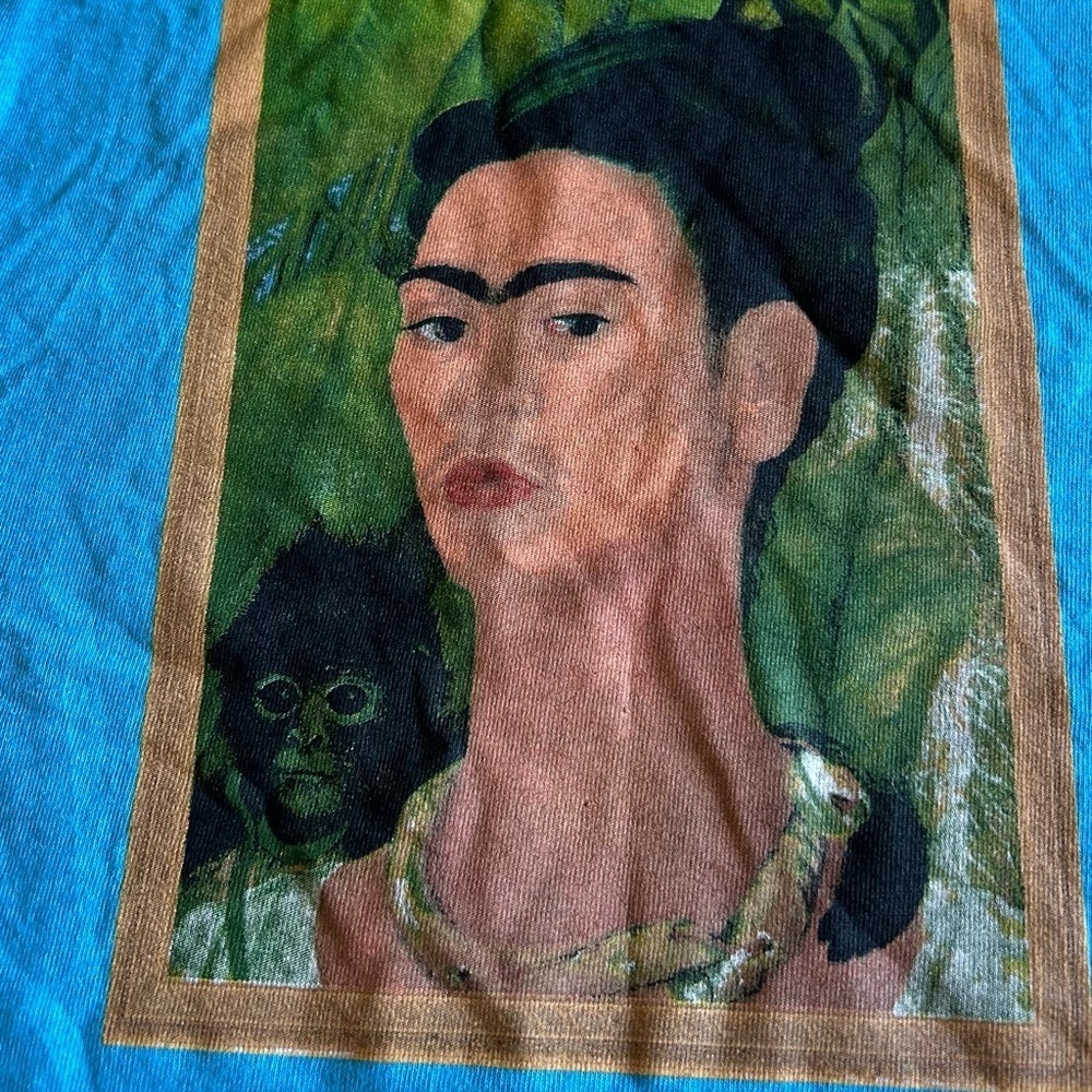 Self Portrait Blue Sky Frida Kahlo with Monkey Short Sleeve Tee Shirt Size Small - Picture 7 of 8